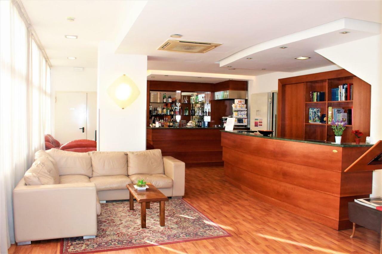 Hotel Santa Lucia Bastia Umbra Esterno foto